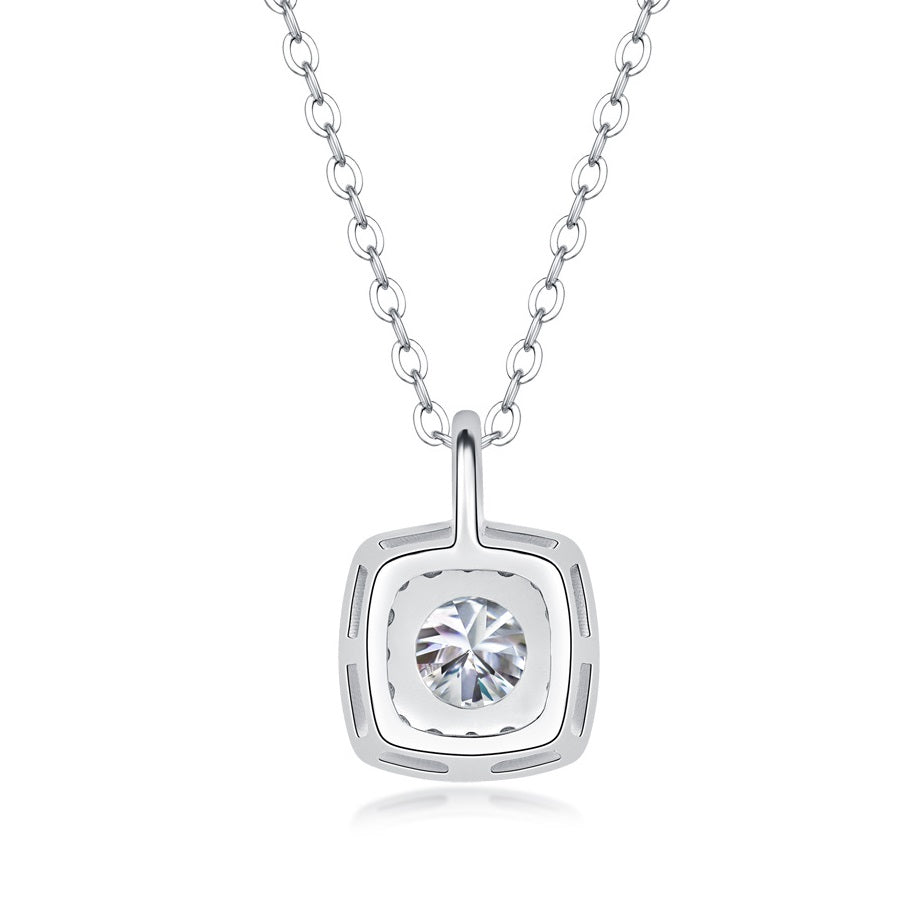 Collier avec pendentif carré en moissanite – Bijou de luxe léger en argent sterling S925 pour femme, cadeau d'anniversaire élégant