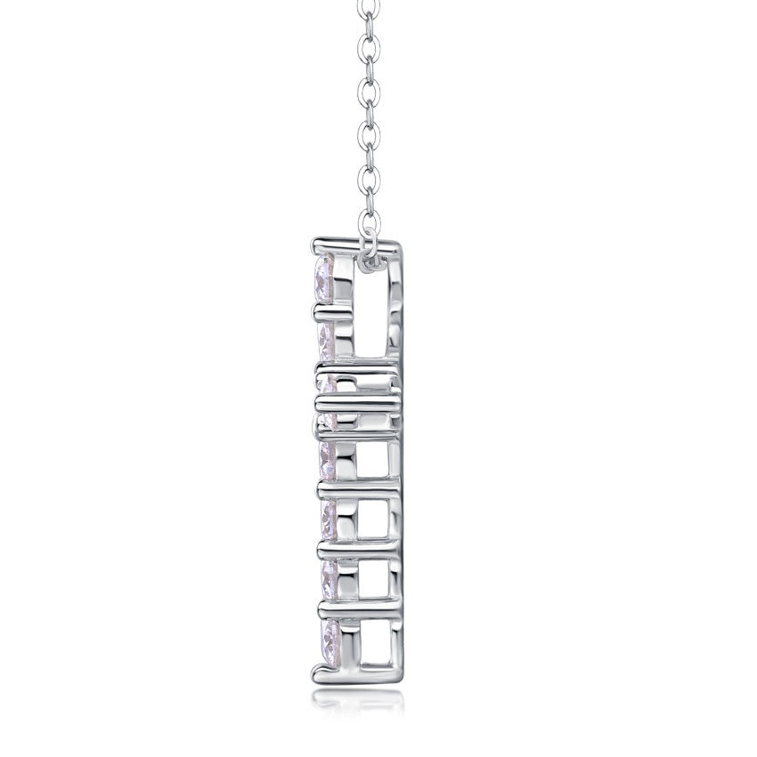 Collier croix de foi – Pendentif moissanite en argent sterling S925, chaîne de clavicule légère et luxueuse pour femme, résistant au ternissement