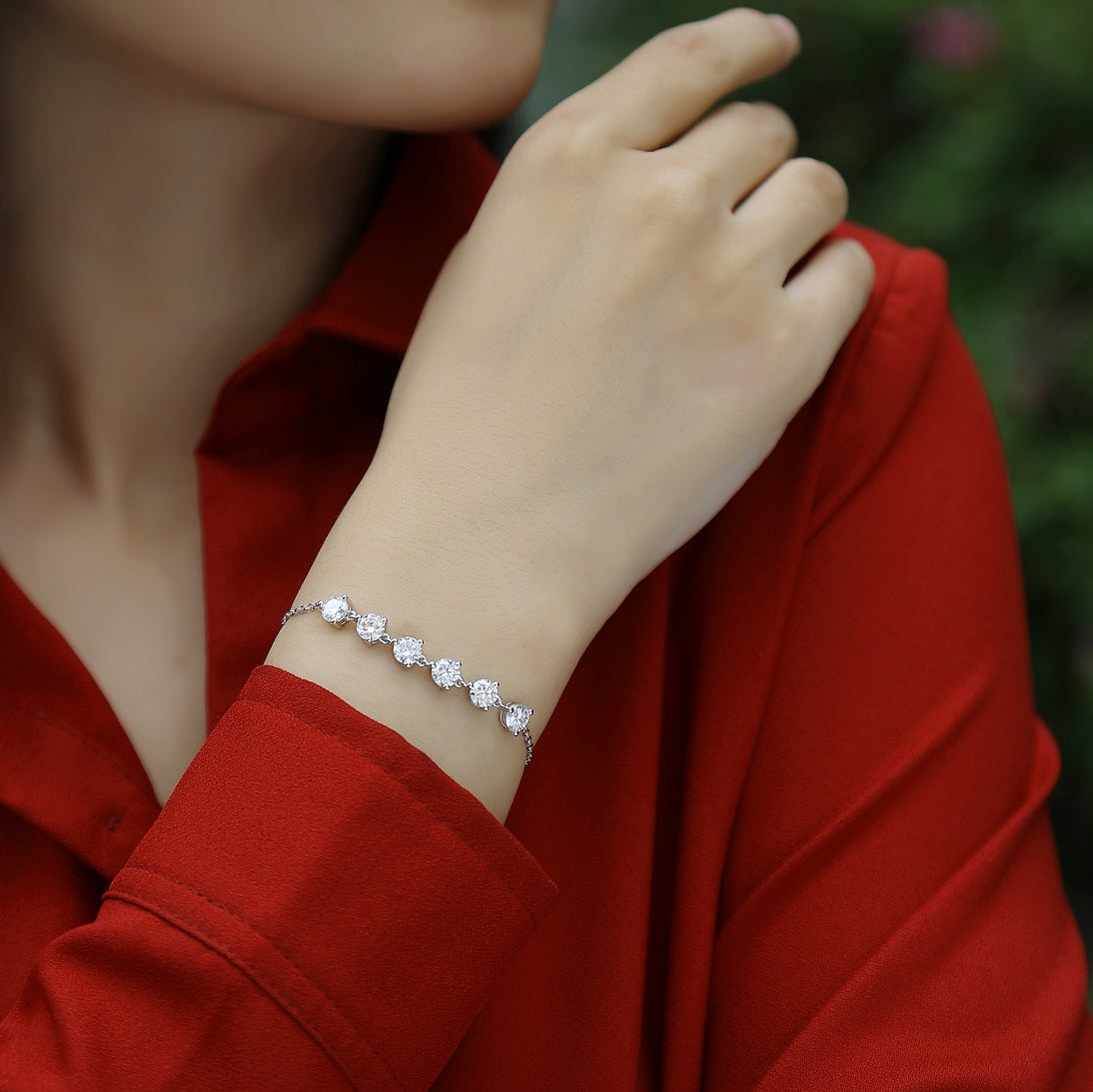 Dreamy Hues Moissanite Bracelet - S925 Sterling Silver Galaxy Jewelry, 0.5ct*6-Stone