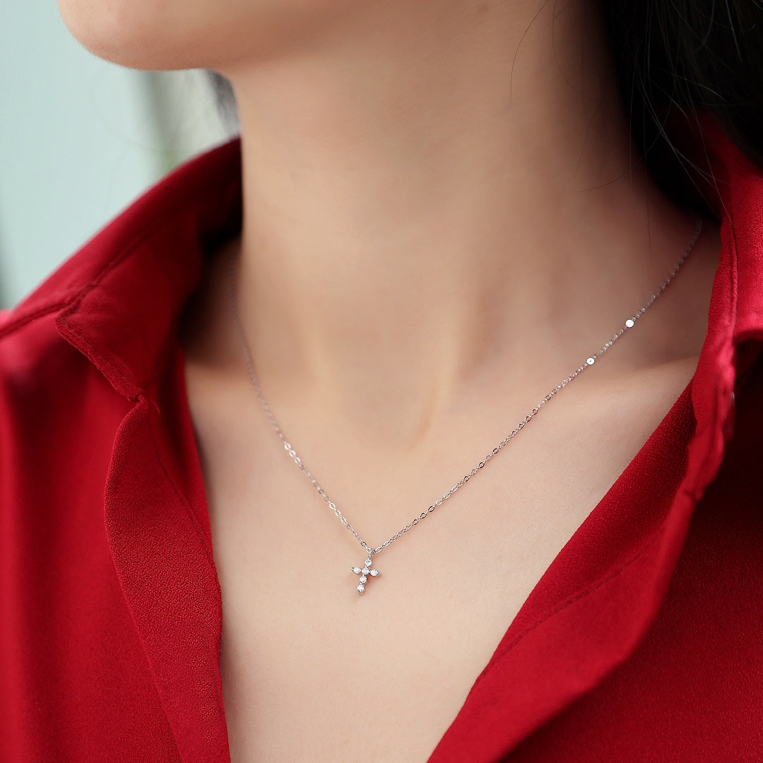 6-Stone Moissanite Small-sized Cross Necklace - S925 Sterling Silver 3EX Cut D Color Pendant, Religious Collarbone Chain