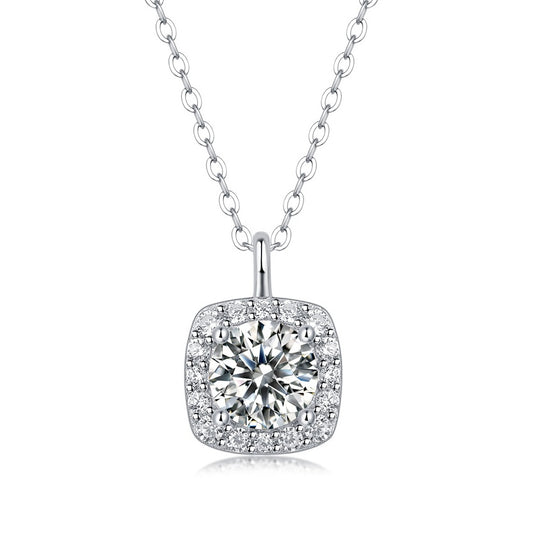 Collier avec pendentif carré en moissanite – Bijou de luxe léger en argent sterling S925 pour femme, cadeau d'anniversaire élégant