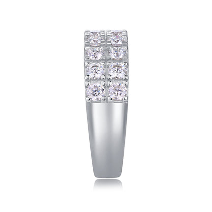 Bague en argent sterling S925 avec moissanite – Bague élégante et légère pour femme. Scintillement tendance, effet diamant, hypoallergénique et résistante au ternissement. Design unique, idéal pour un cadeau d'amour ou pour se faire plaisir.
